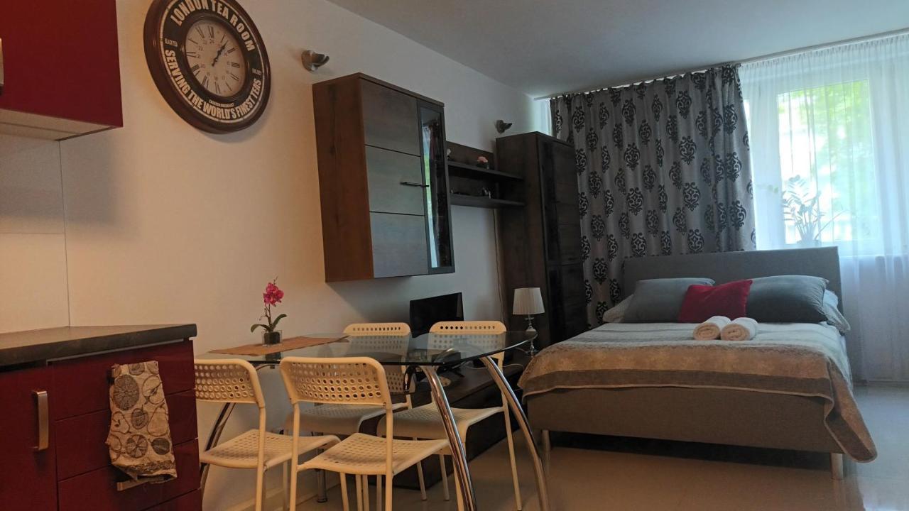 Cherry Apartament W Scislym Centrum Lejlighed Warszawa Eksteriør billede